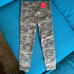 Camo Spanx Leggings M